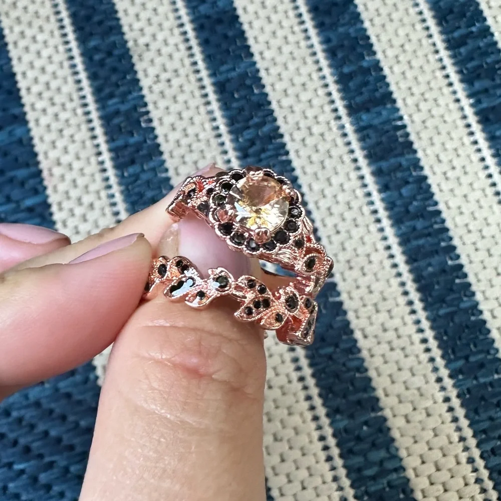 🤍 NEW Exclusive Rose Gold Double Ring with Black & Rose Sapphires